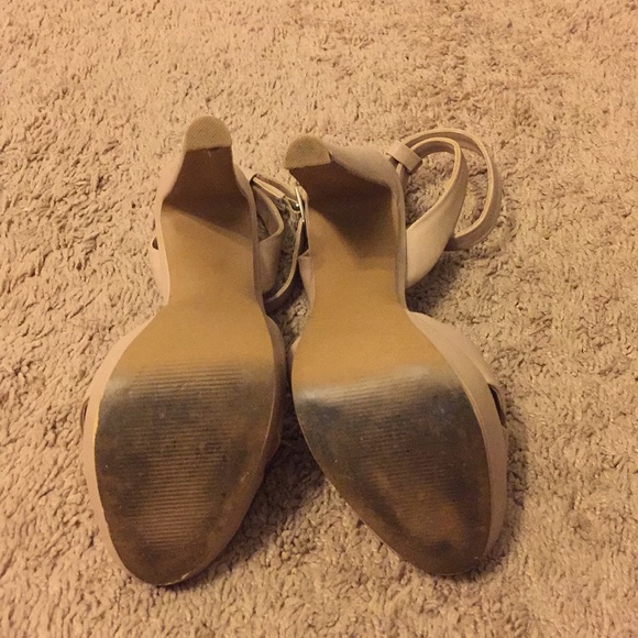 Platform heels - Picture 6 of 6